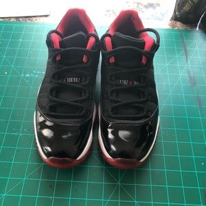 Jordan retro 11 Breds
